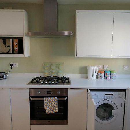 Spacious Townhouse With Sea Views Near Cardiff Barry Bagian luar foto