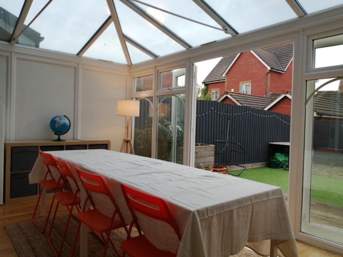 Spacious Townhouse With Sea Views Near Cardiff Barry Bagian luar foto